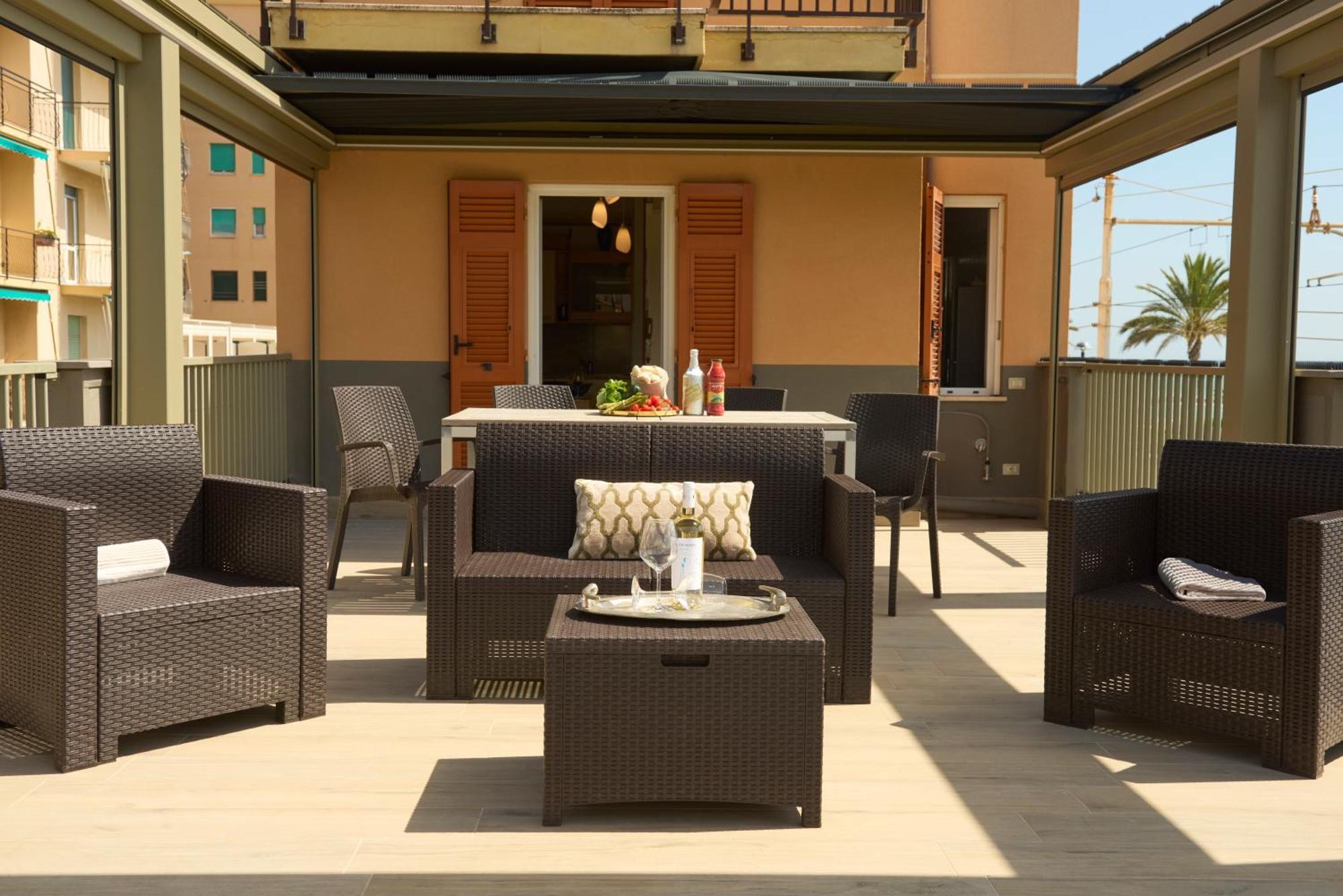 Terrazza Sul Mare A Pietra Ligure Apartamento Exterior foto